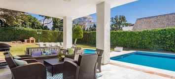 Villa close to Beach for rent in puerto banus