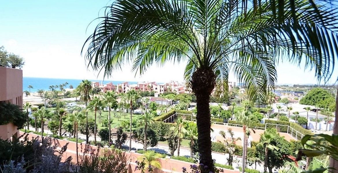 Apartamento en Alquiler en Estepona