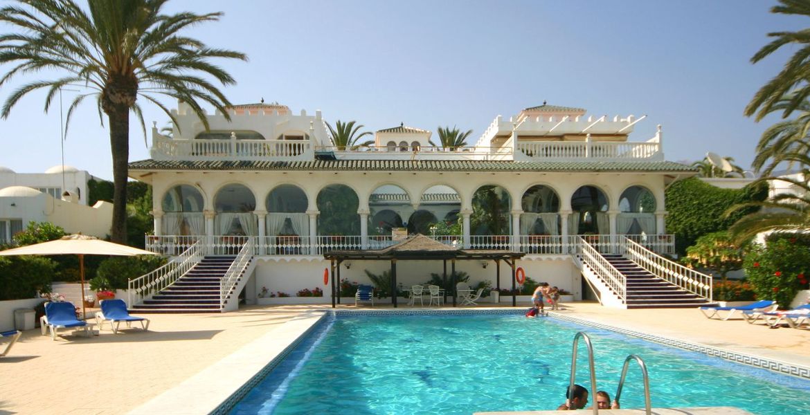 Golden Mile Marbella villa front de mer