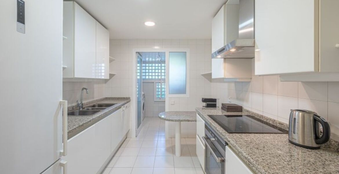 Duplex apartment for rental in Marina Puente Romano