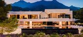 Villa en alquiler en Milla de Oro Marbella