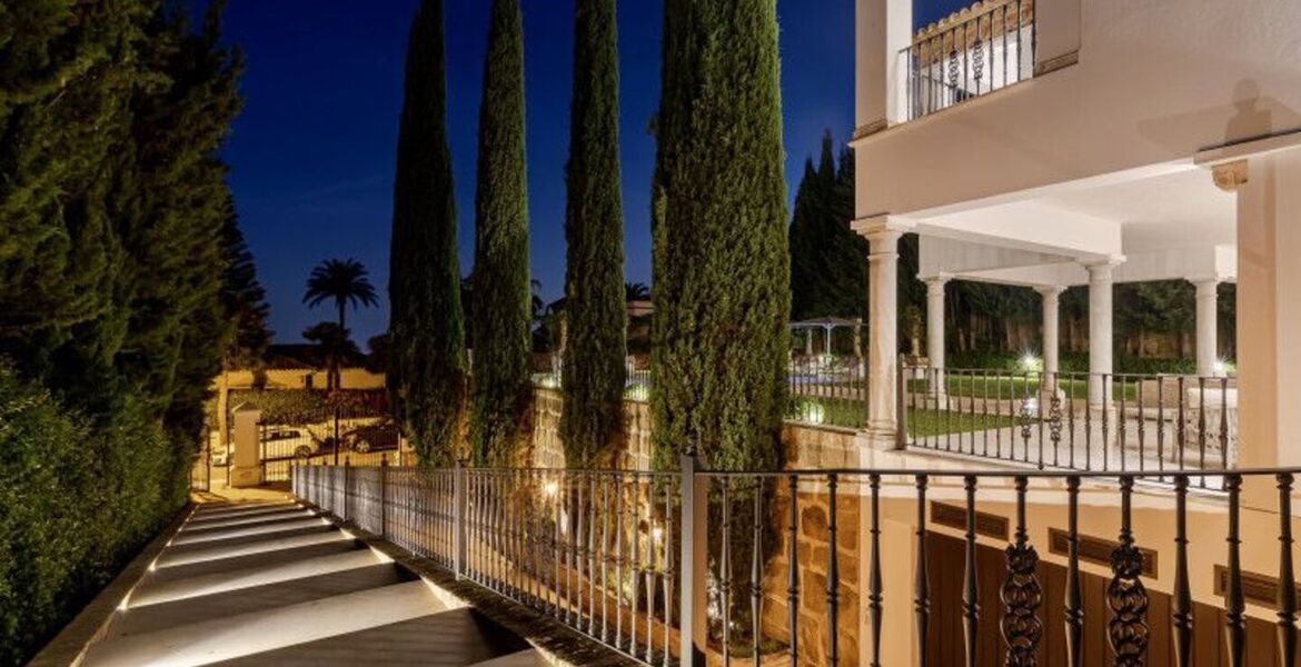 Villa en alquiler en Milla de Oro Marbella