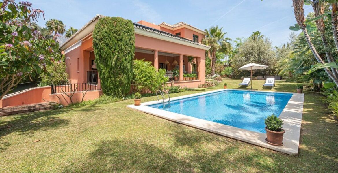 Villa for rent in Golden Mile Marbella