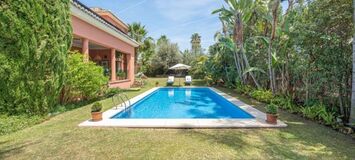 Villa en alquiler en Milla de Oro Marbella