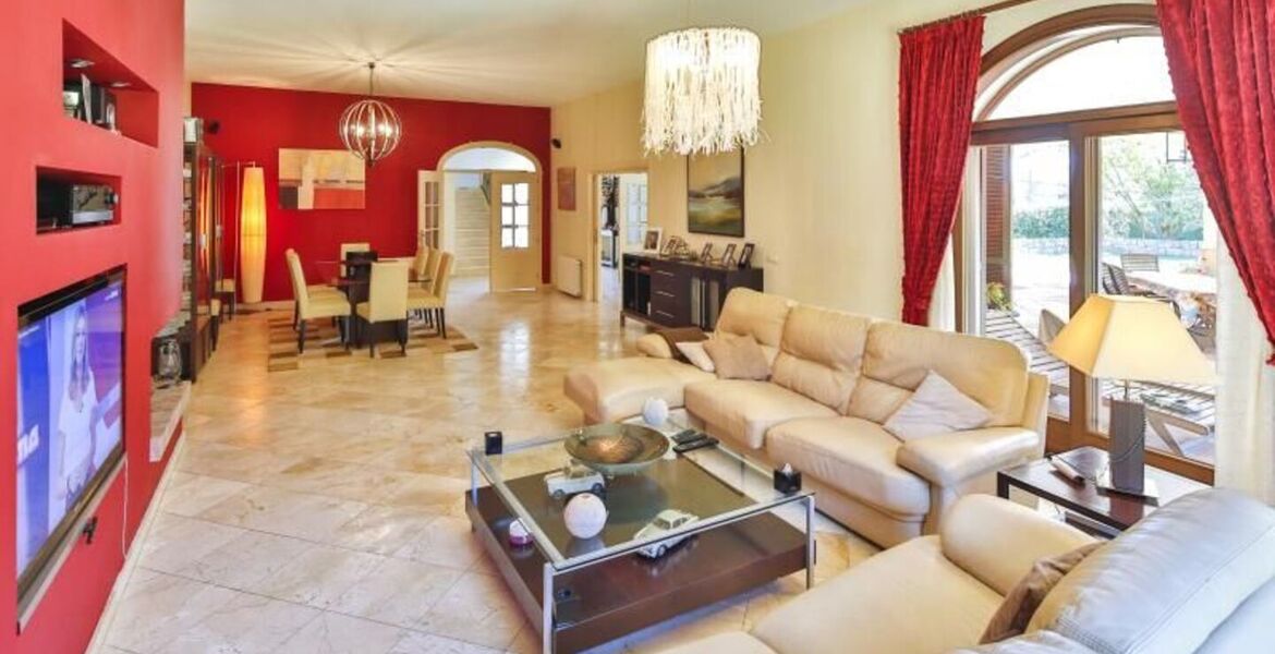 Villa for rent in Sotogrande