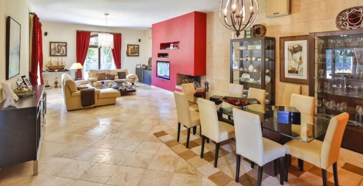 Villa for rent in Sotogrande