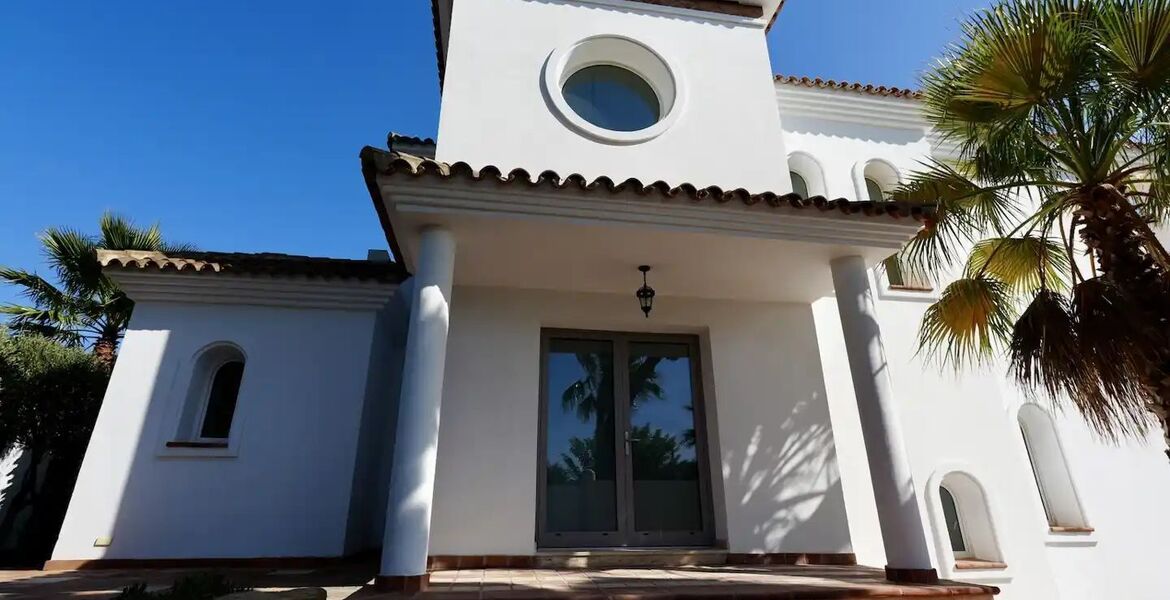 Villa for rent in Manilva