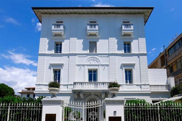 Villa en alquiler en Forte dei Marmi Italia