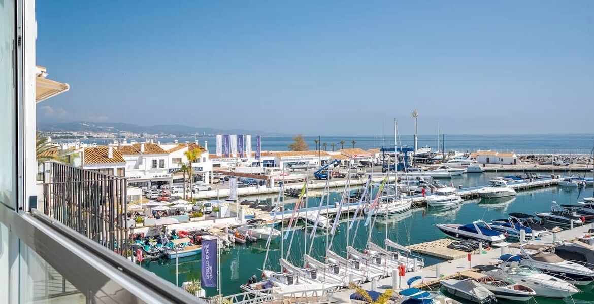 Penthouse à louer à Puerto Banus