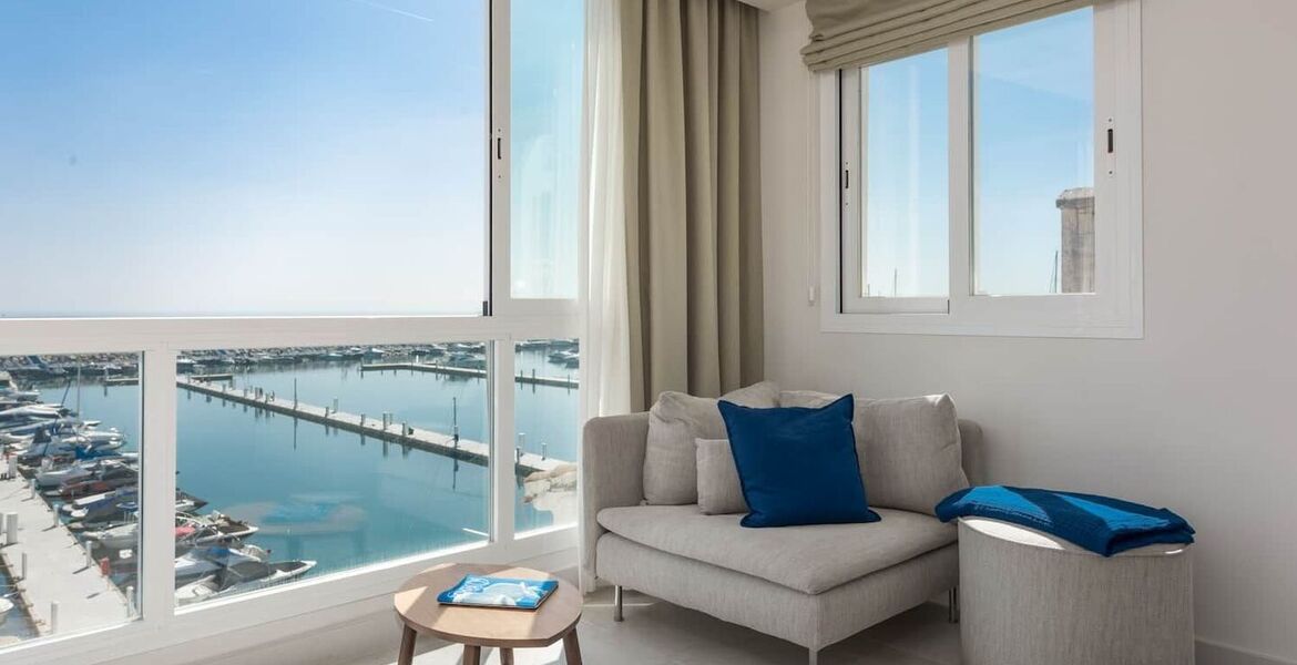 Penthouse à louer à Puerto Banus