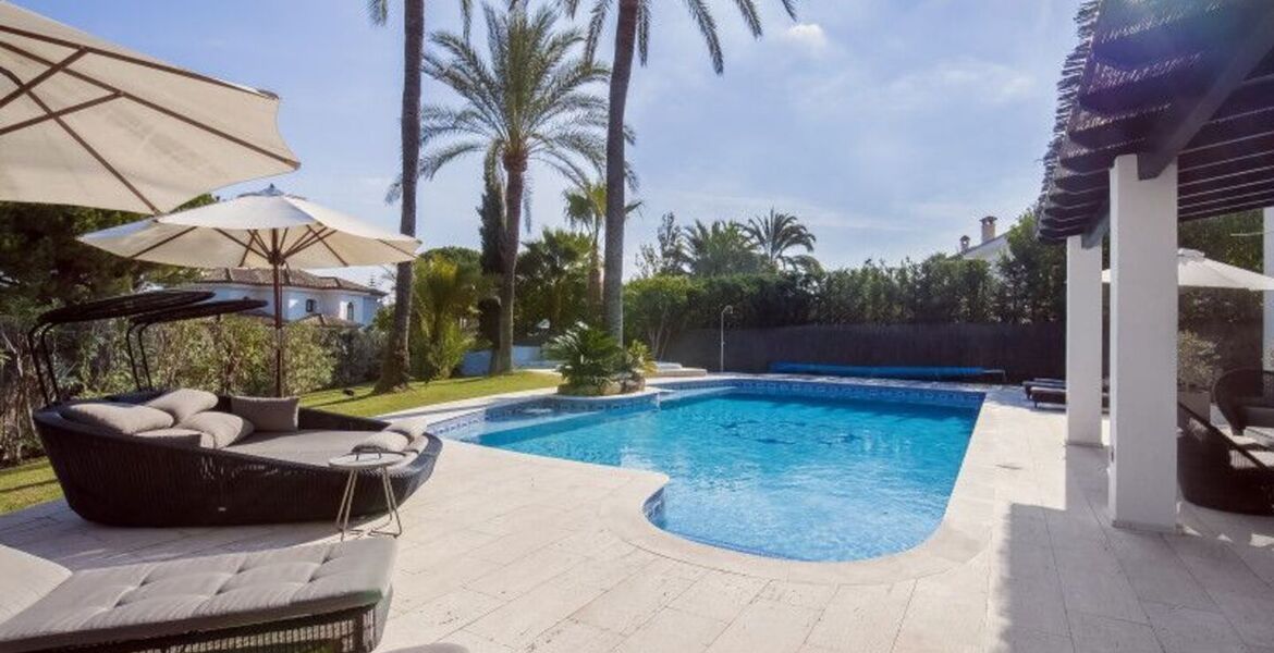 Luxury Villa in Nueva Andalucia with Heated Pool