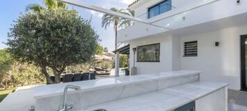 Luxury Villa in Nueva Andalucia with Heated Pool