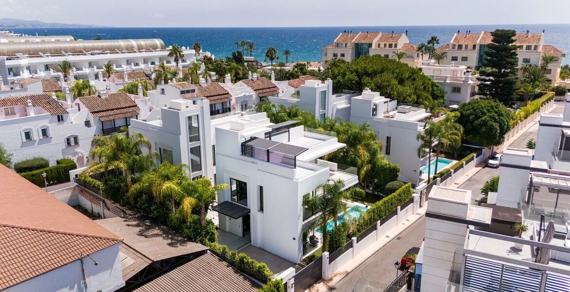 Villa moderne de 4 chambres à Río Verde avec piscine privée