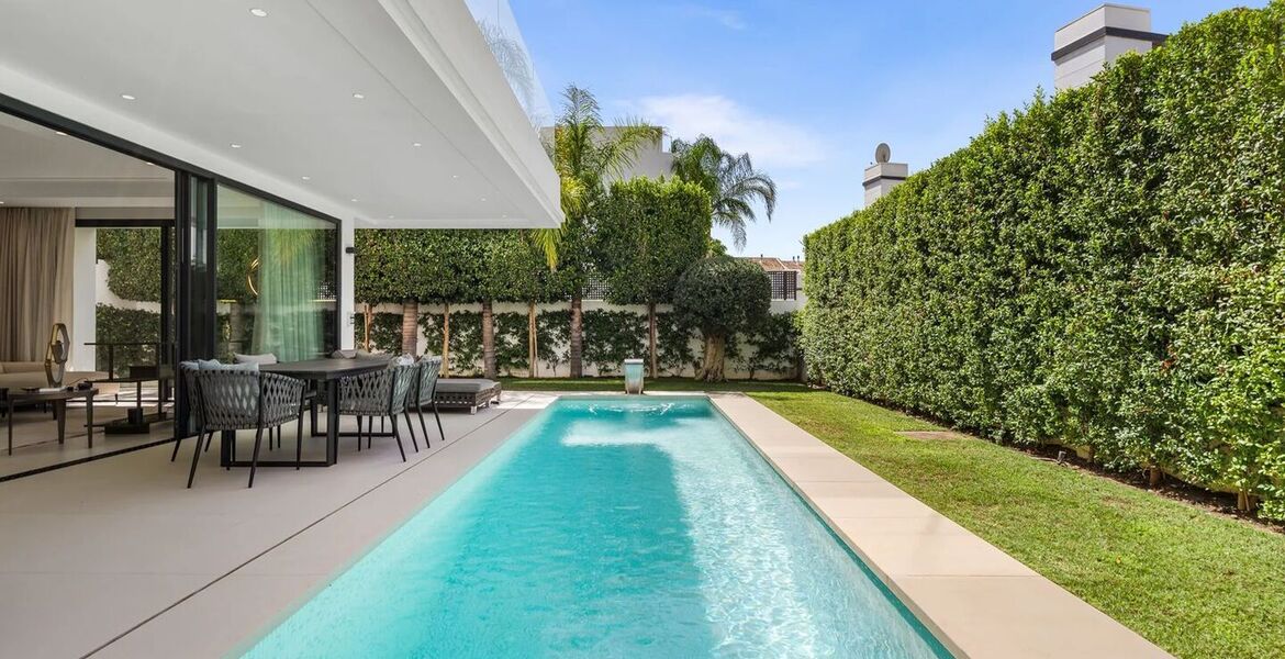 Villa moderne de 4 chambres à Río Verde avec piscine privée