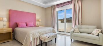 Villa in Marbella with Breathtaking Sea and Mountain Views