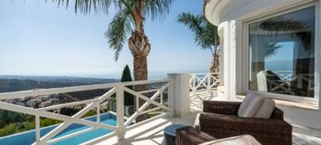 Villa in Marbella with Breathtaking Sea and Mountain Views