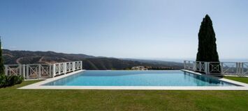 Villa in Marbella with Breathtaking Sea and Mountain Views