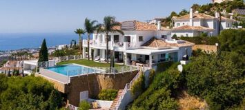 Villa in Marbella with Breathtaking Sea and Mountain Views