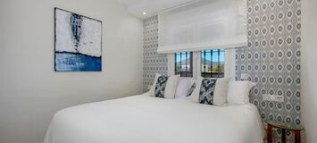 Moderno apartamento de 3 dormitorios en La Ola, Puerto Banús