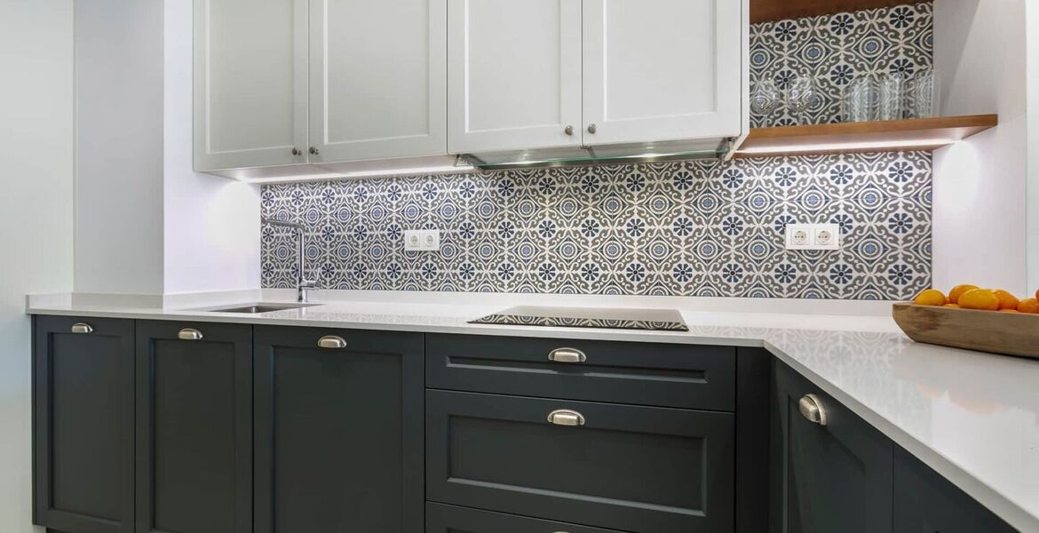 Moderno apartamento de 3 dormitorios en La Ola, Puerto Banús