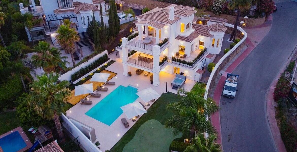 Luxury 5-Bedroom Villa in Marbella's Golf Valley