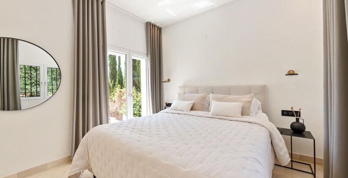 Luxury 5-Bedroom Villa in Marbella's Golf Valley
