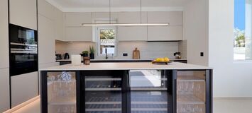 Luxury 5-Bedroom Villa in Marbella's Golf Valley
