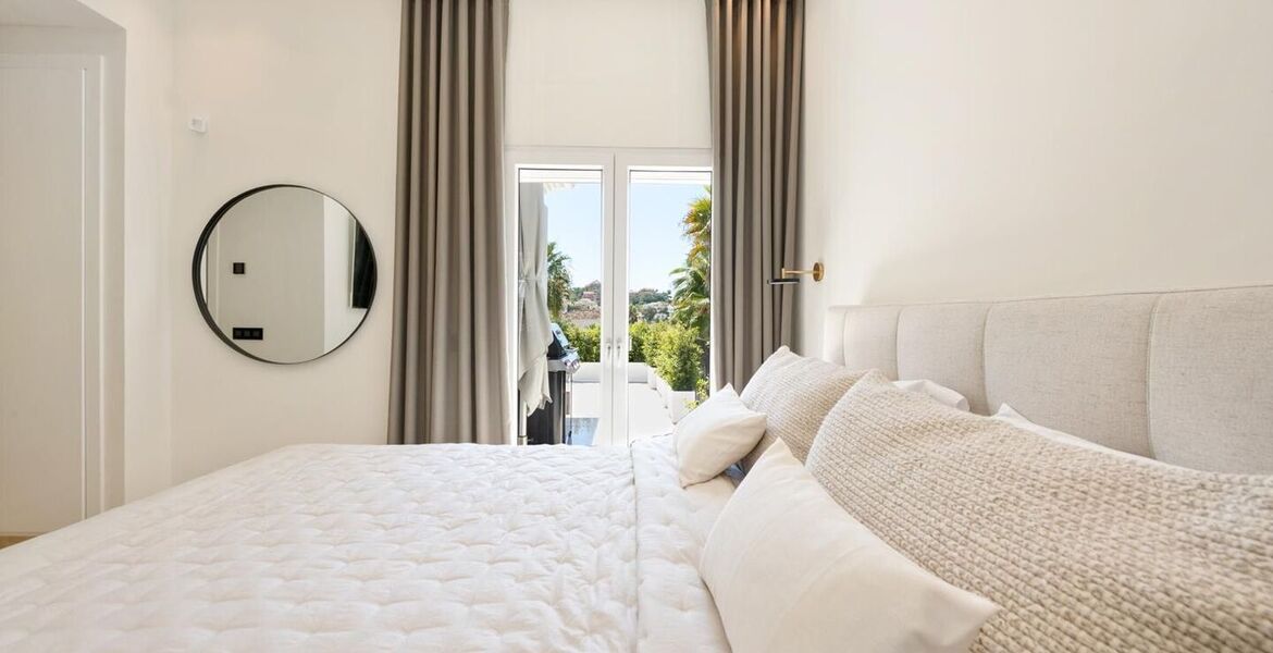 Luxury 5-Bedroom Villa in Marbella's Golf Valley