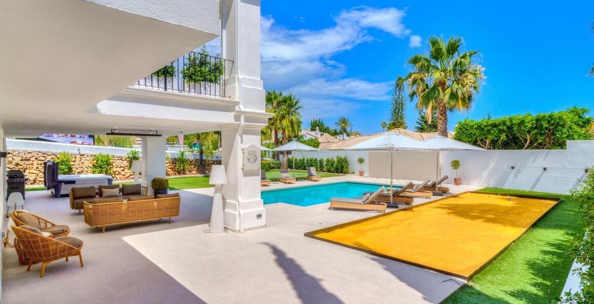 Luxury 5-Bedroom Villa in Marbella's Golf Valley