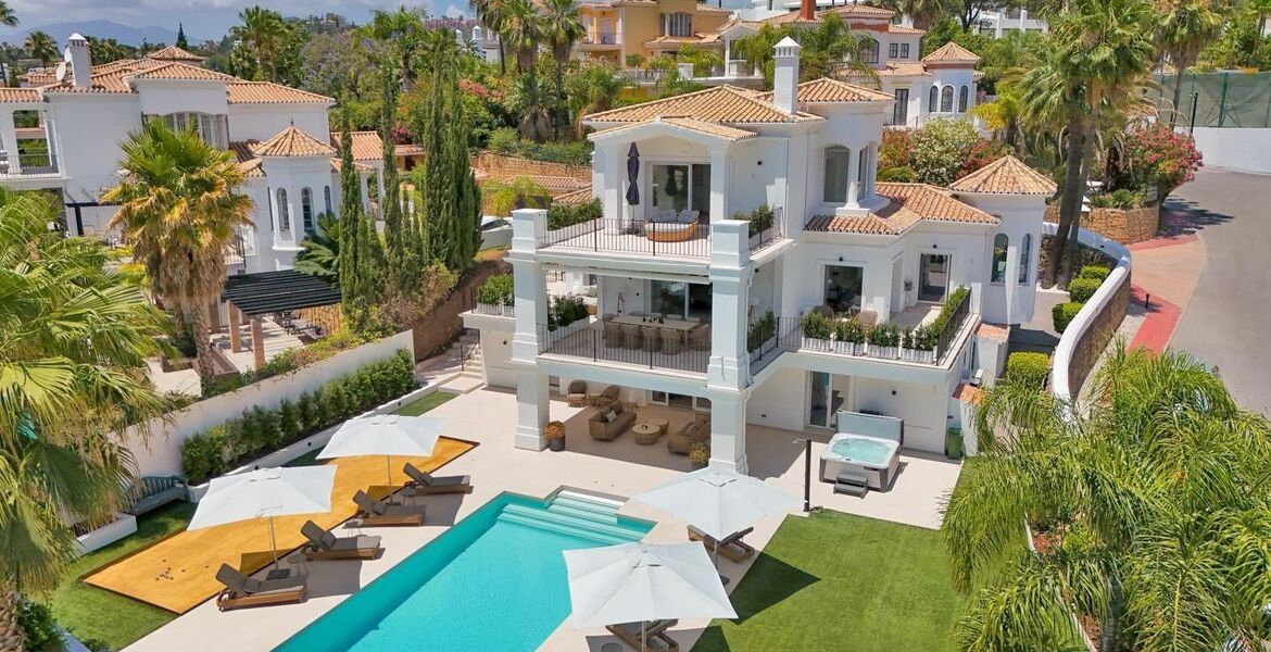 Luxury 5-Bedroom Villa in Marbella's Golf Valley