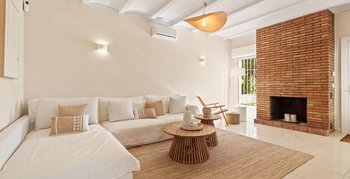 Moderna villa cerca de la playa de Calypso
