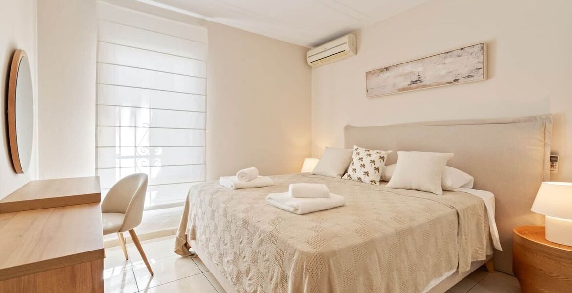 Moderna villa cerca de la playa de Calypso
