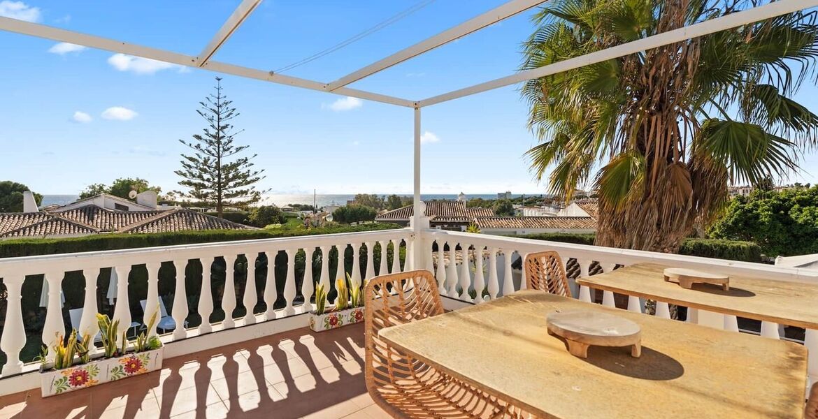 Moderna villa cerca de la playa de Calypso