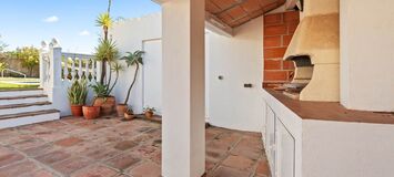 Moderna villa cerca de la playa de Calypso