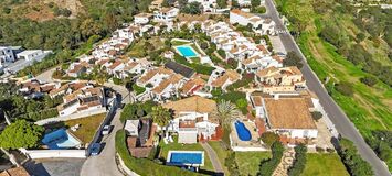 Moderna villa cerca de la playa de Calypso