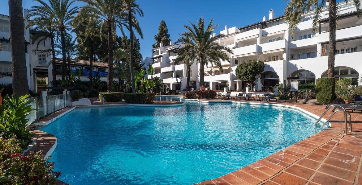 Luxury 3-Bedroom Apartment in Puente Romano Marbella