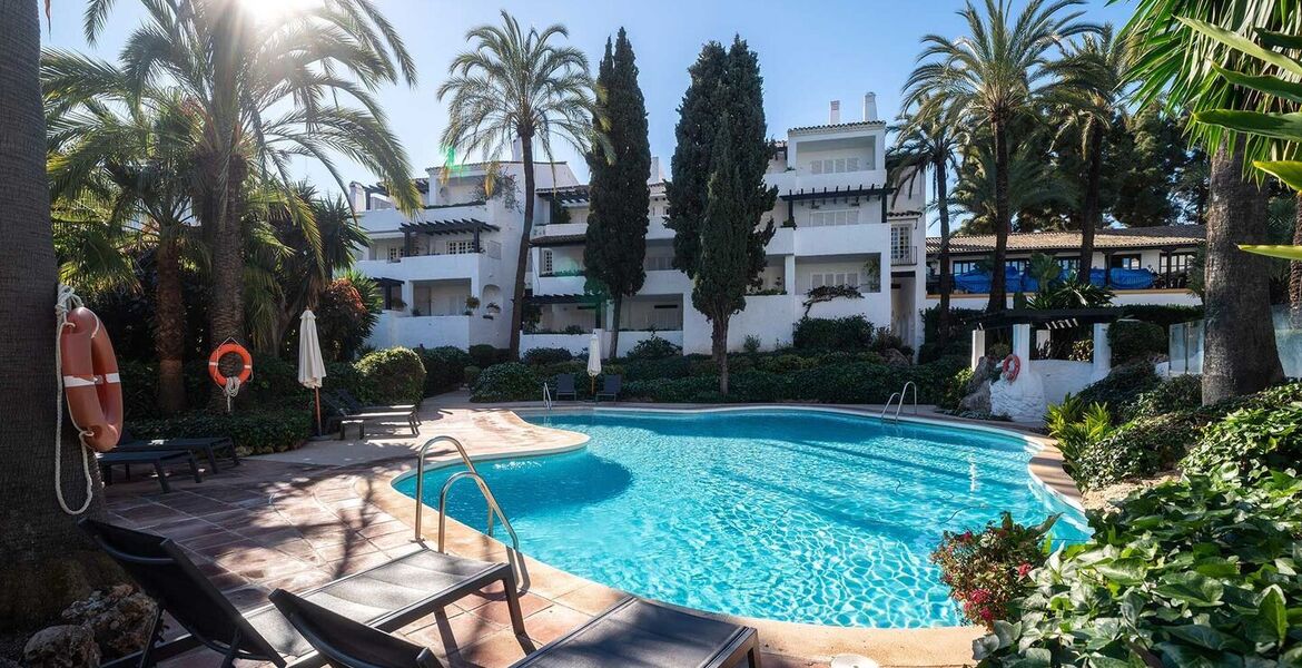 Luxury 3-Bedroom Apartment in Puente Romano Marbella