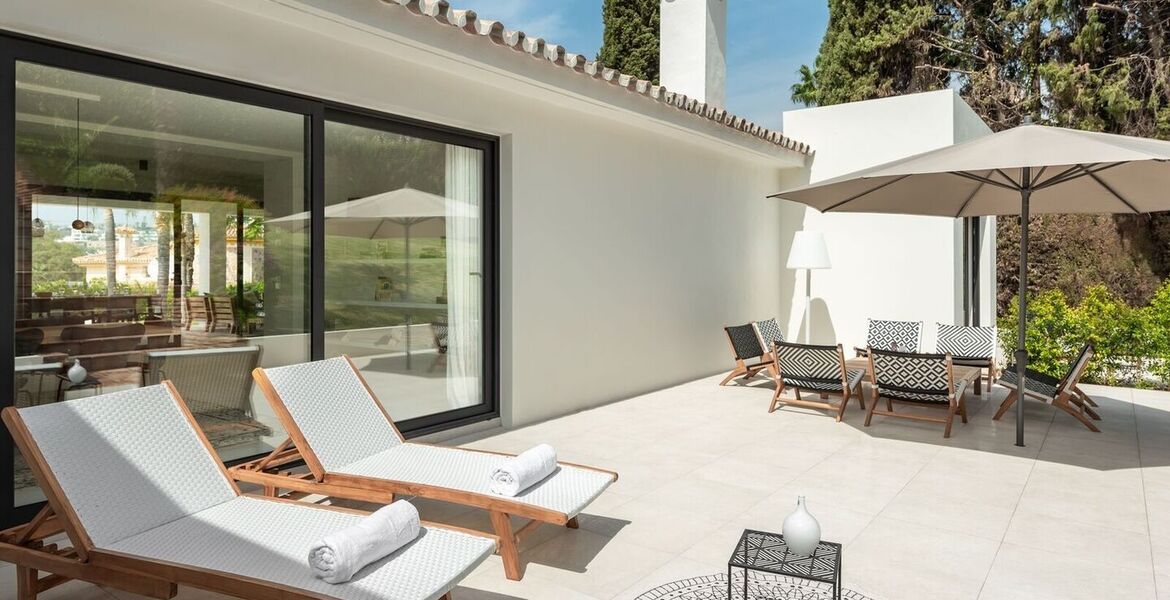 Villa à El Paraíso Estepona avec une vue imprenable
