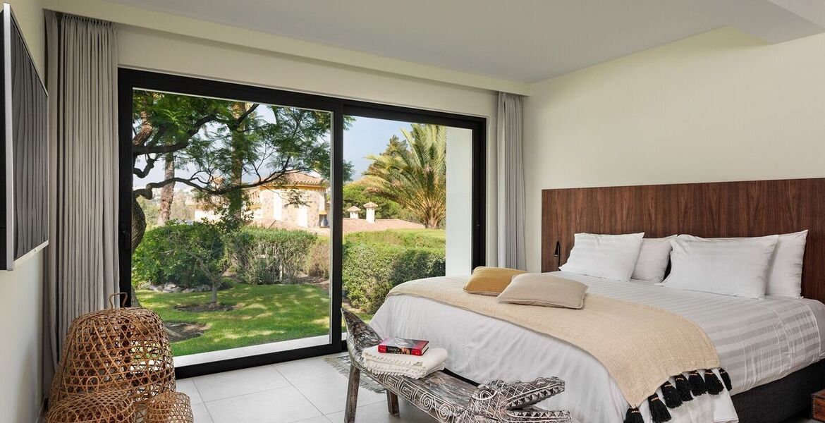 Villa à El Paraíso Estepona avec une vue imprenable