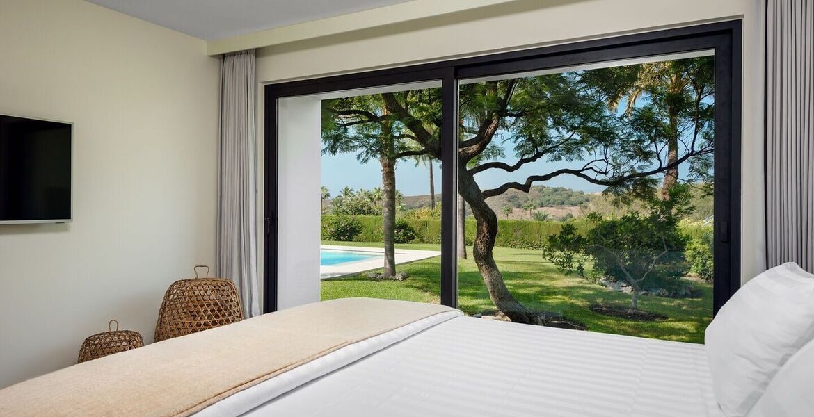 Villa à El Paraíso Estepona avec une vue imprenable