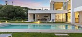 Elegante Villa Moderna en el Corazón de Elviria, Marbella