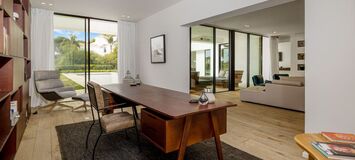 Elegante Villa Moderna en el Corazón de Elviria, Marbella