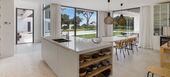 Elegante Villa Moderna en el Corazón de Elviria, Marbella