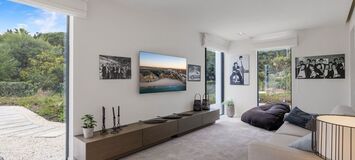Elegante Villa Moderna en el Corazón de Elviria, Marbella
