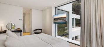 Elegante Villa Moderna en el Corazón de Elviria, Marbella