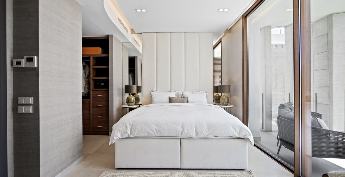 Luxury 4-Bedroom Townhouse in Marbella