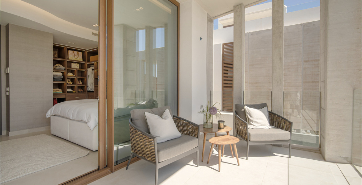 Luxury 4-Bedroom Townhouse in Marbella