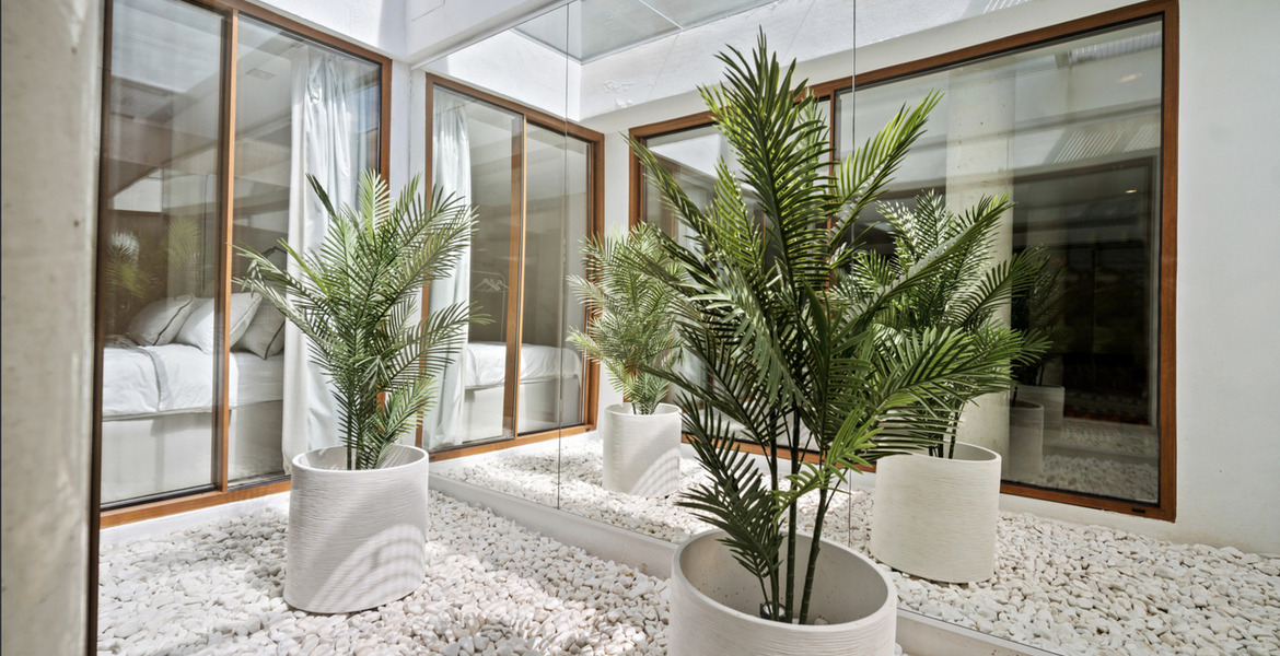 Luxury 4-Bedroom Townhouse in Marbella