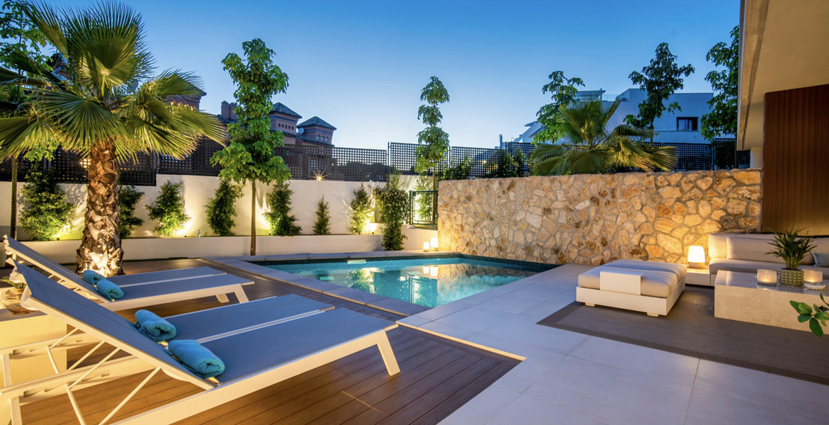 Luxury 4-Bedroom Townhouse in Marbella