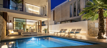 Luxury 4-Bedroom Townhouse in Marbella